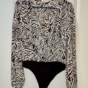 Timing Brown Zebra Print Long Sleeve Bodysuit w/Balloon Sleeves Size L